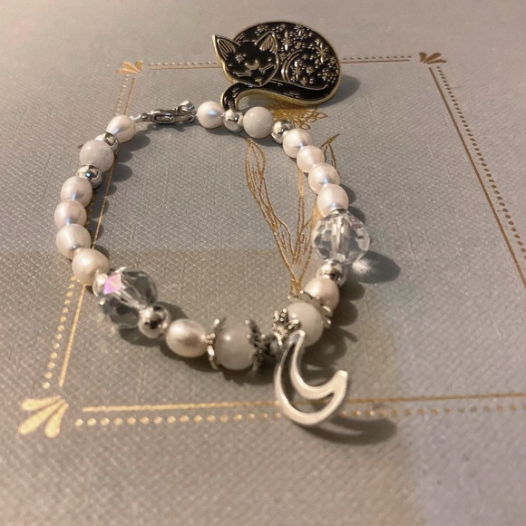 Bracelet - Picture 1 of 1